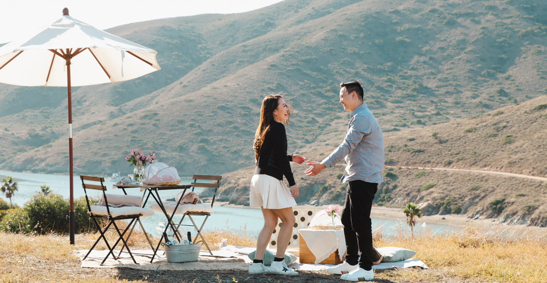 Catalina picnic experience with Maverick Helicopters tour 