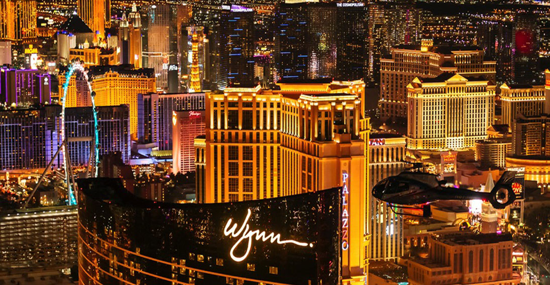 Fly high above the Las Vegas and see Wynn, Palazzo and High Roller